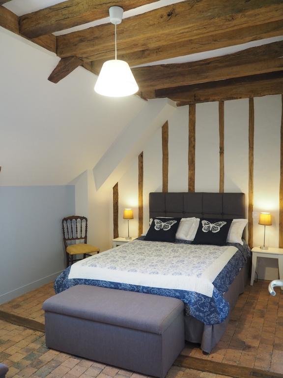 Les Grands-Aulnais Bed and Breakfast Cossé-le-Vivien Exteriör bild